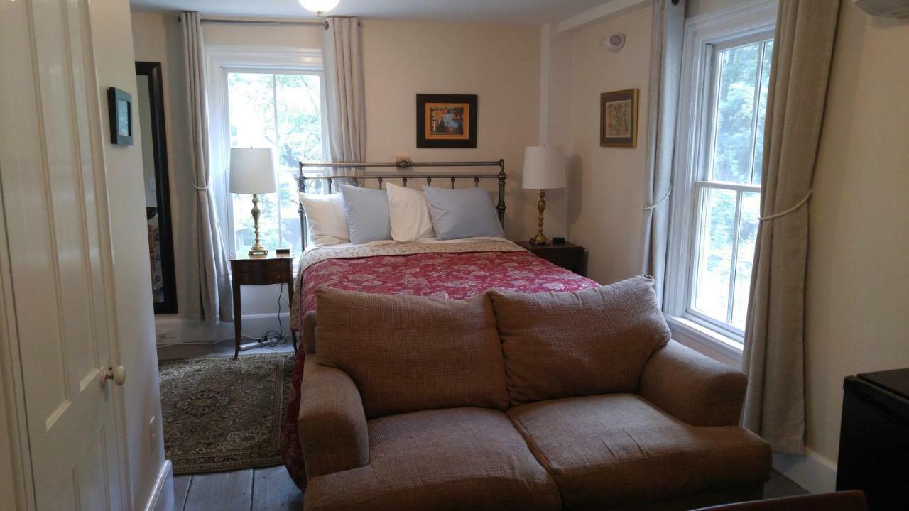 Sheffield 1802 House Bed & Breakfast Exterior photo